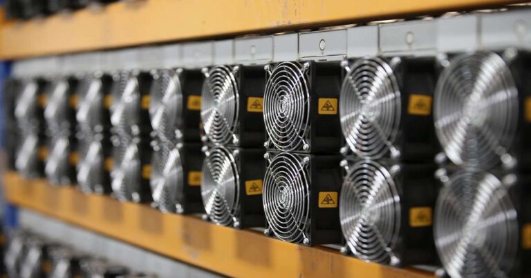 برای اولین بار کارمزد تراکنشهای بیتکوین از پاداش استخراج آن پیشی گرفت!