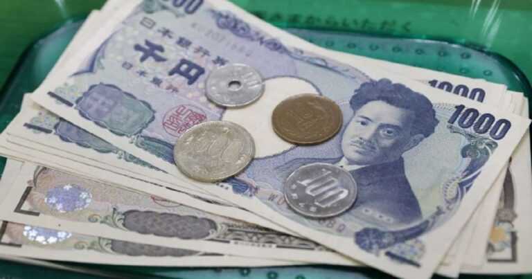 تقویت ین ژاپن در مقابل دلار آمریکا