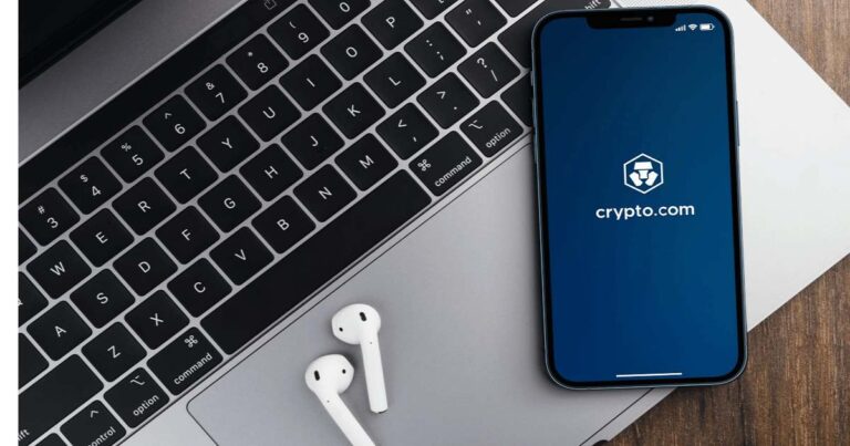 صرافی Crypto.com شعبه خود را در آمریکا تعطیل کرد!