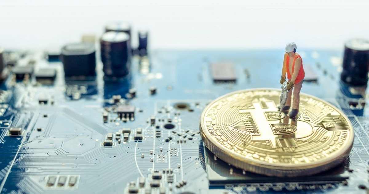 Canva Miniature Bitcoin Miner e1570196422889 1