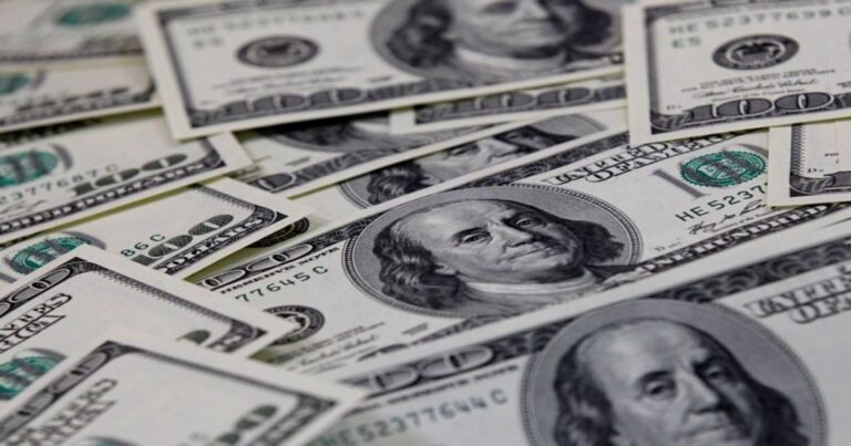 نظریه لبخند دلار می‌تواند به ضرر وال‌استریت تمام شود