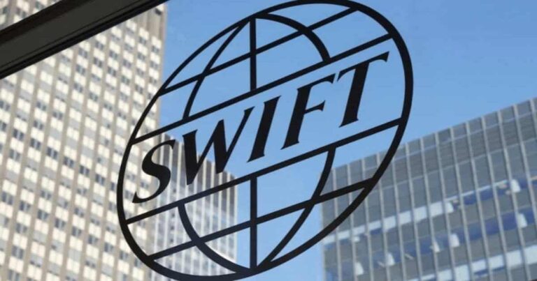 سوئیفت آزمایش موفقیت‌آمیز توکن‌سازی را با کمک چین‌ لینک اعلام کرد
