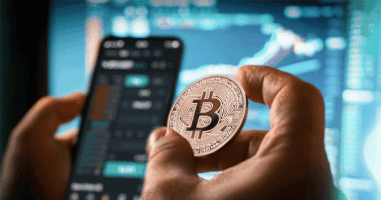 تا ۱۵۰ هزار دلار به فکر فروش بیت کوین نباشید!