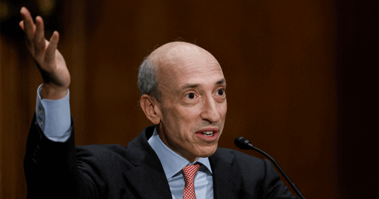 سناتورها به SEC فشار می‌آورند؛ گنسلر دیگر نباید هیچ ETF کریپتویی را تایید کند